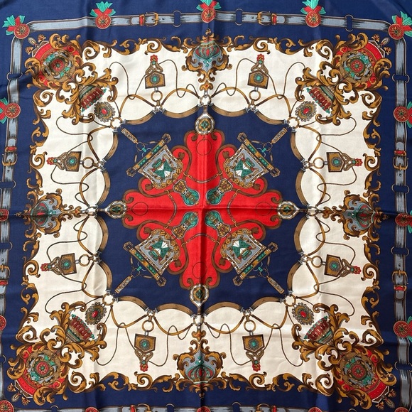 Ornate Scarf Jewel Tones Crown Chain Crest Square Polyester Vintage 35in - Picture 4 of 4